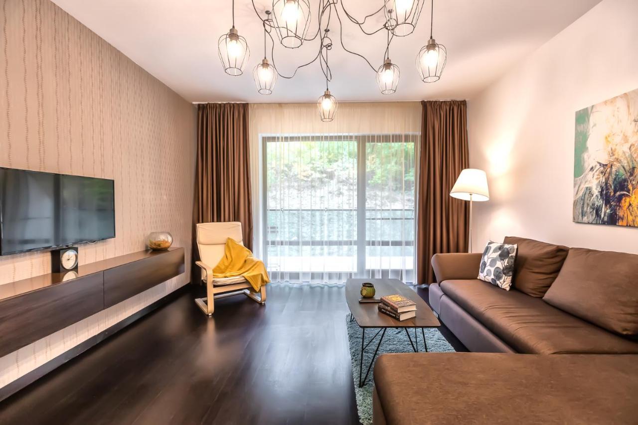 Tampa Gardens Apartments - Adults Only 브라쇼브 외부 사진