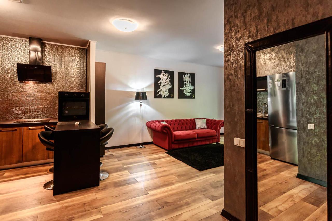 Tampa Gardens Apartments - Adults Only 브라쇼브 외부 사진