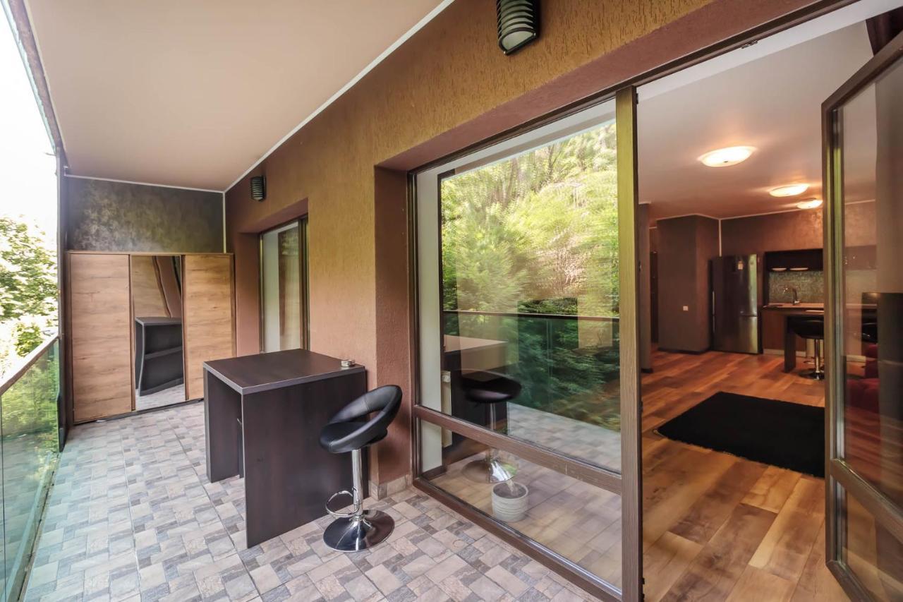 Tampa Gardens Apartments - Adults Only 브라쇼브 외부 사진