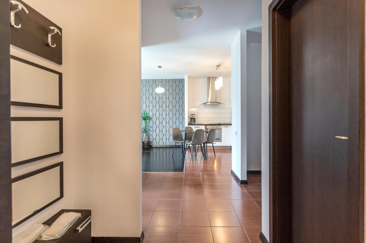 Tampa Gardens Apartments - Adults Only 브라쇼브 외부 사진