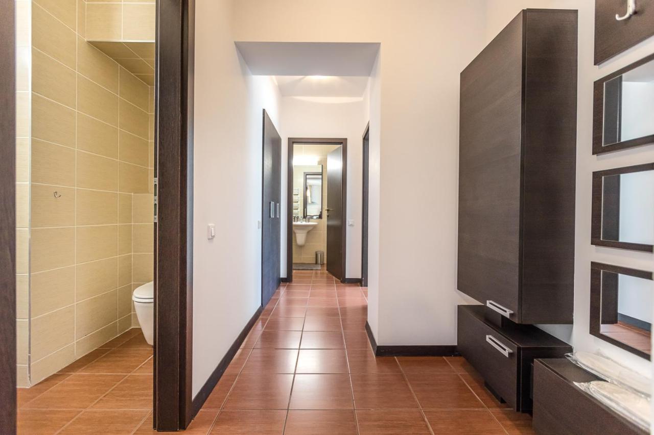 Tampa Gardens Apartments - Adults Only 브라쇼브 외부 사진