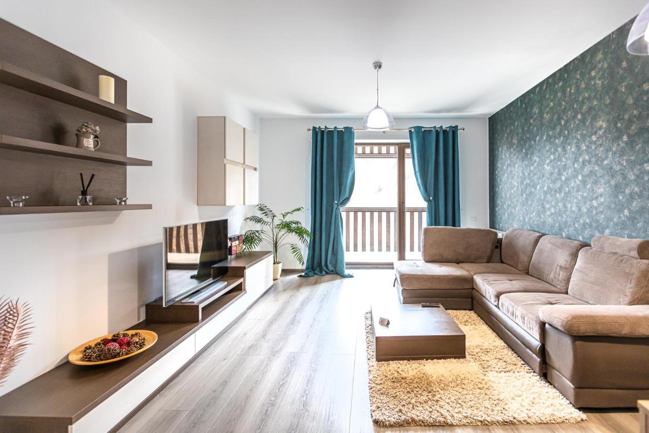 Tampa Gardens Apartments - Adults Only 브라쇼브 외부 사진