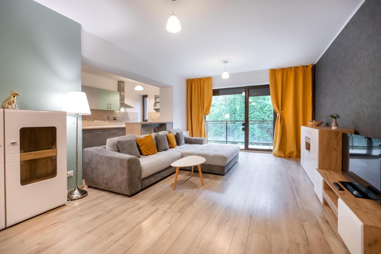Tampa Gardens Apartments - Adults Only 브라쇼브 외부 사진